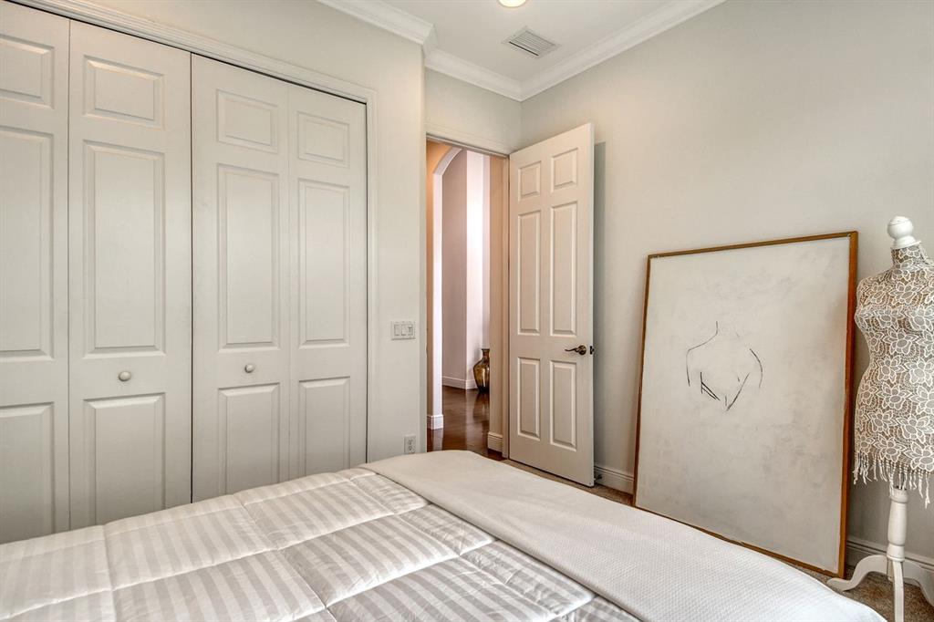 Bradenton, Florida, 34201, United States, 2 Bedrooms Bedrooms, ,2 BathroomsBathrooms,Residential,For Sale,1961743