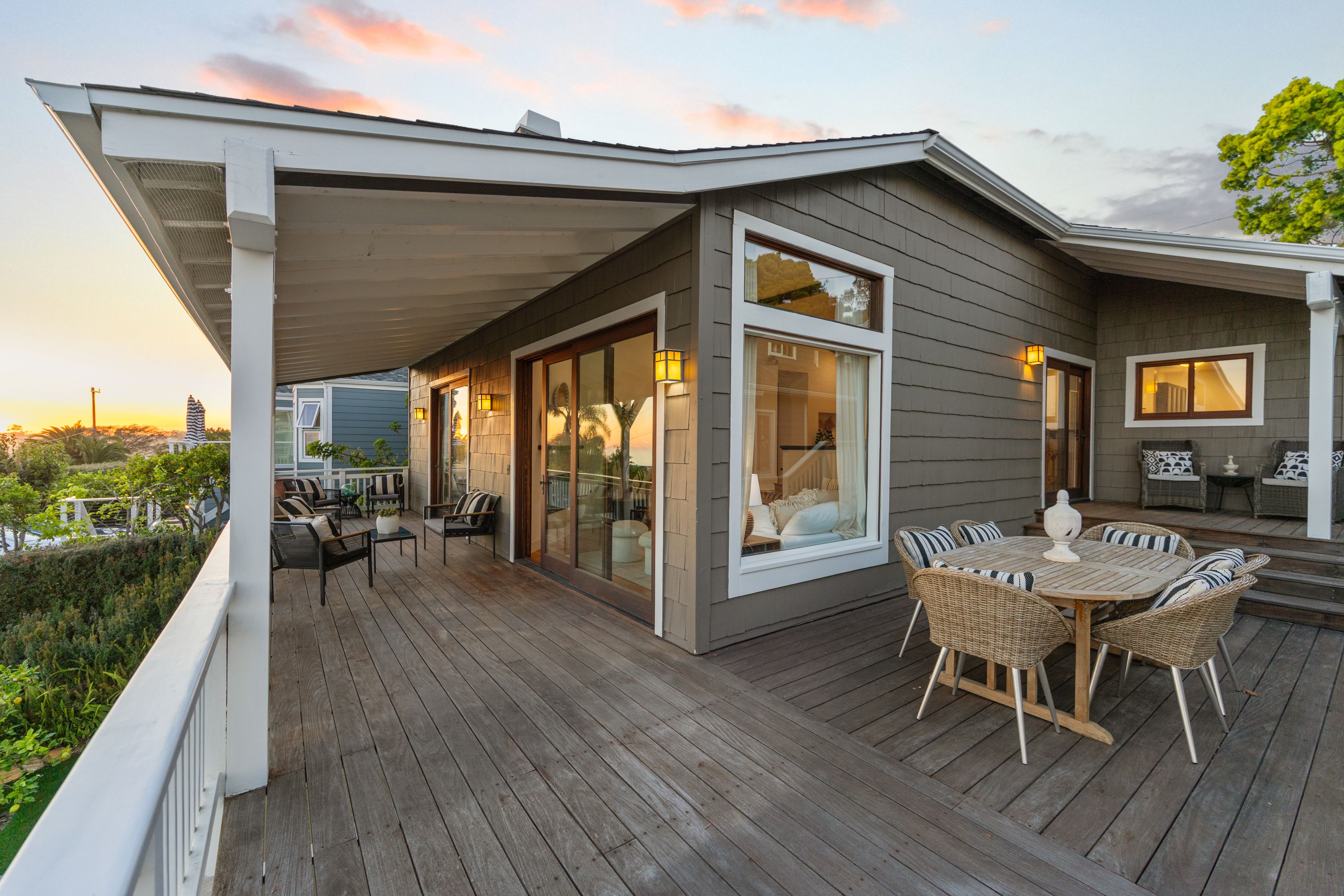  Elevated Coastal Living - 物件實景