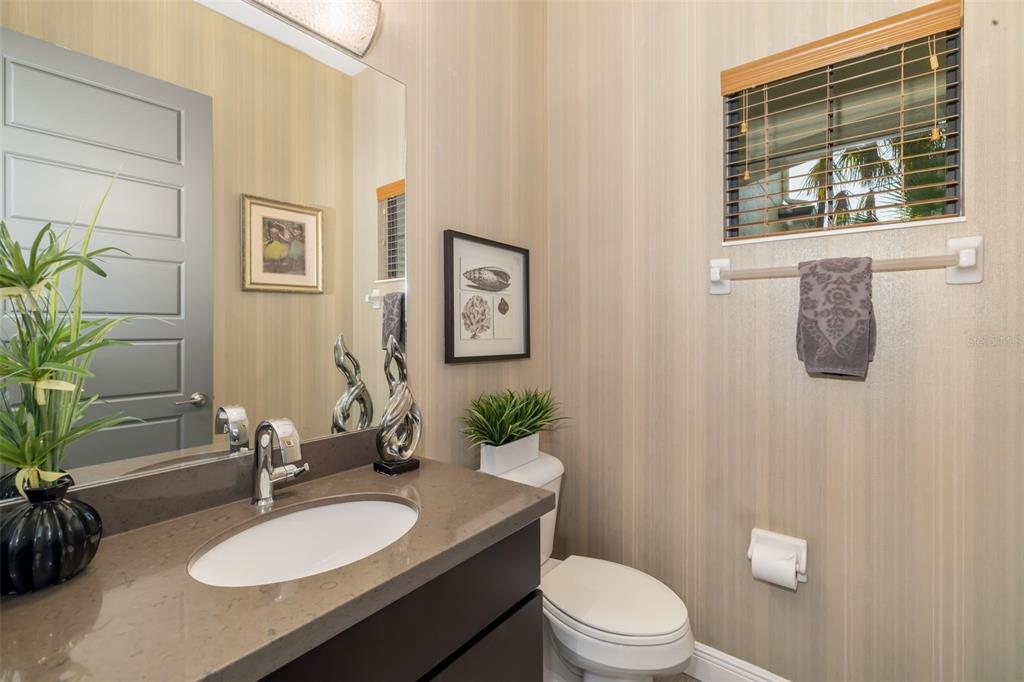 Bradenton, Florida, 34212, United States, 4 Bedrooms Bedrooms, ,5 BathroomsBathrooms,Residential,For Sale,1856587