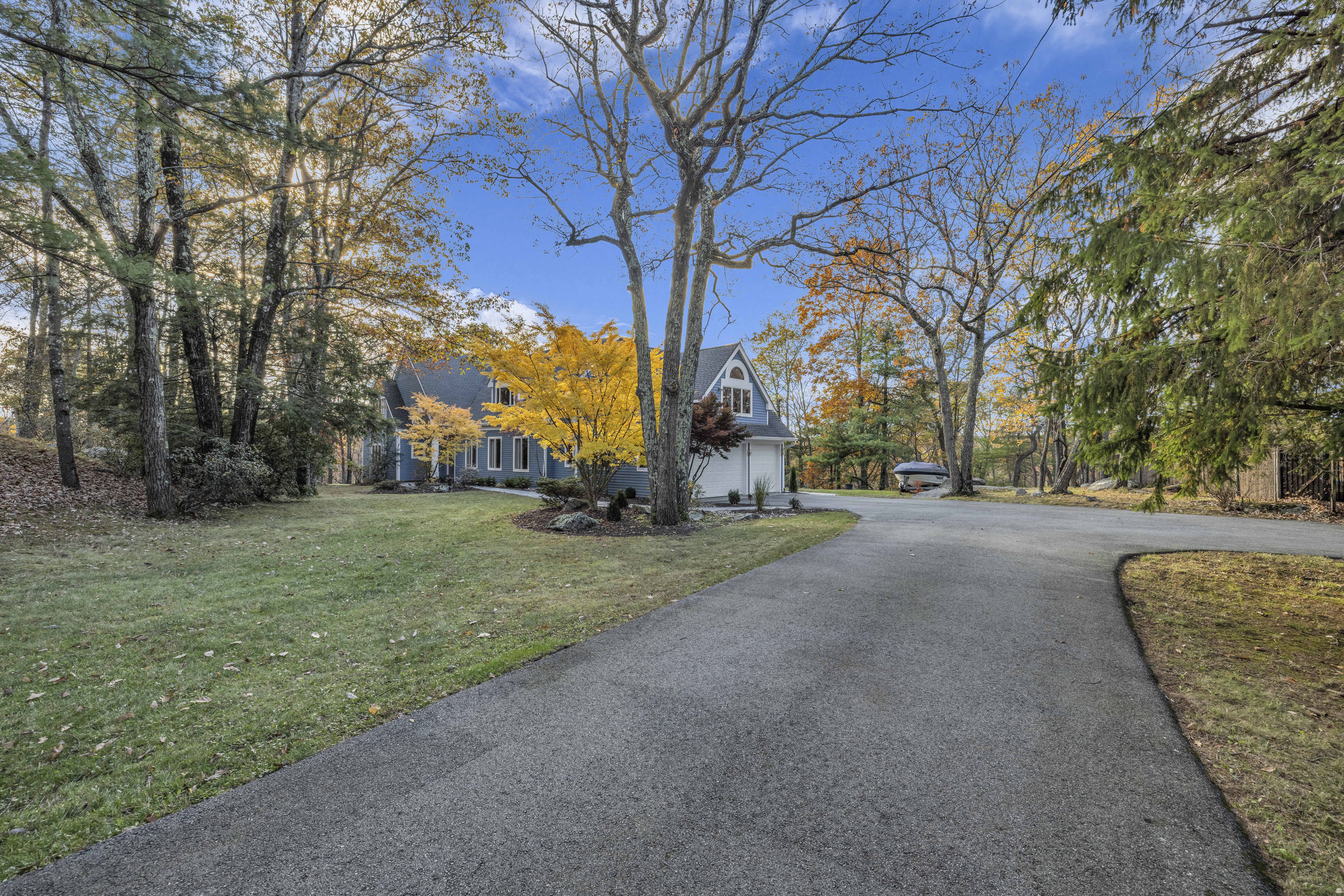 Kinnelon, New Jersey, 07405, United States, 4 Bedrooms Bedrooms, ,4 BathroomsBathrooms,Residential,For Sale,1985700