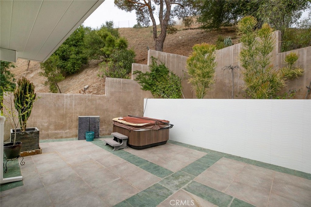 Woodland Hills, California, 91364, United States, 3 Bedrooms Bedrooms, ,3 BathroomsBathrooms,Residential,For Sale,1942330