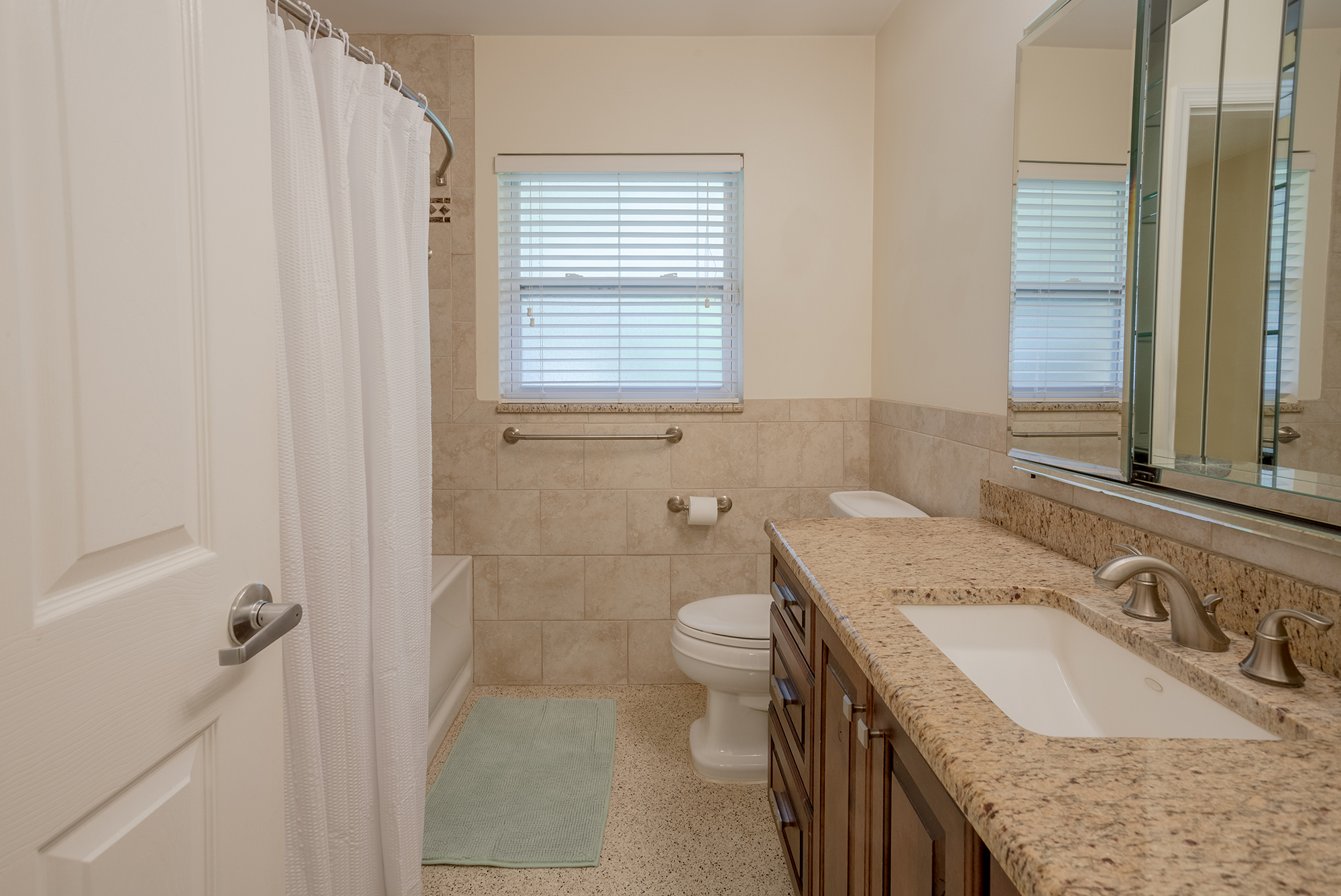 Largo, Florida, 33770, United States, 2 Bedrooms Bedrooms, ,2 BathroomsBathrooms,Residential,For Sale,1979255