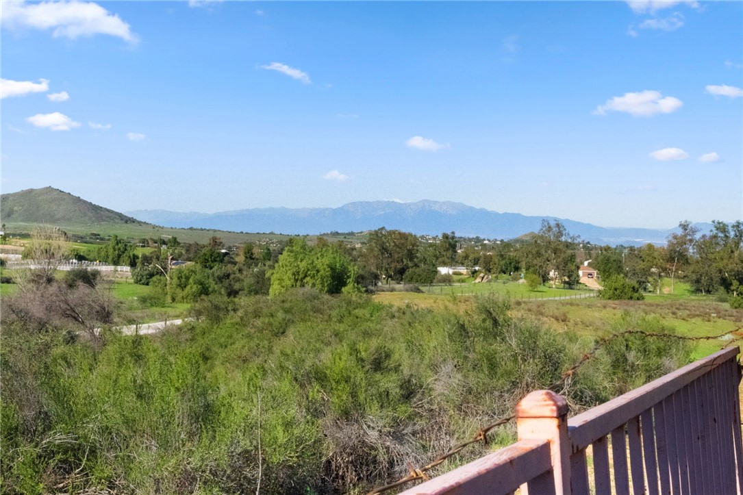 Perris, California, 92570, United States, 4 Bedrooms Bedrooms, ,2 BathroomsBathrooms,Residential,For Sale,2009057