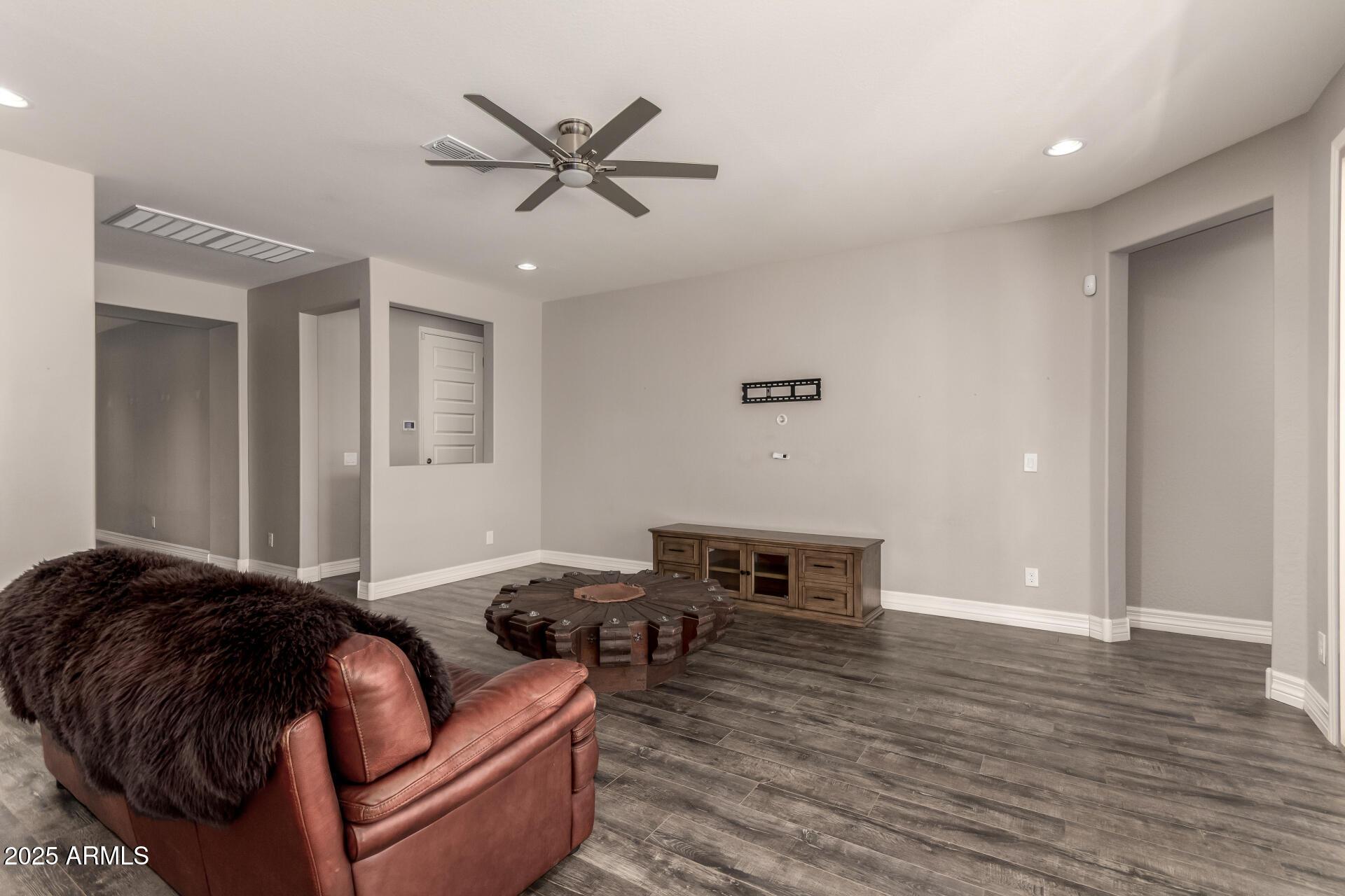 Phoenix, Arizona, 85085, United States, 4 Bedrooms Bedrooms, ,3 BathroomsBathrooms,Residential,For Sale,1937204