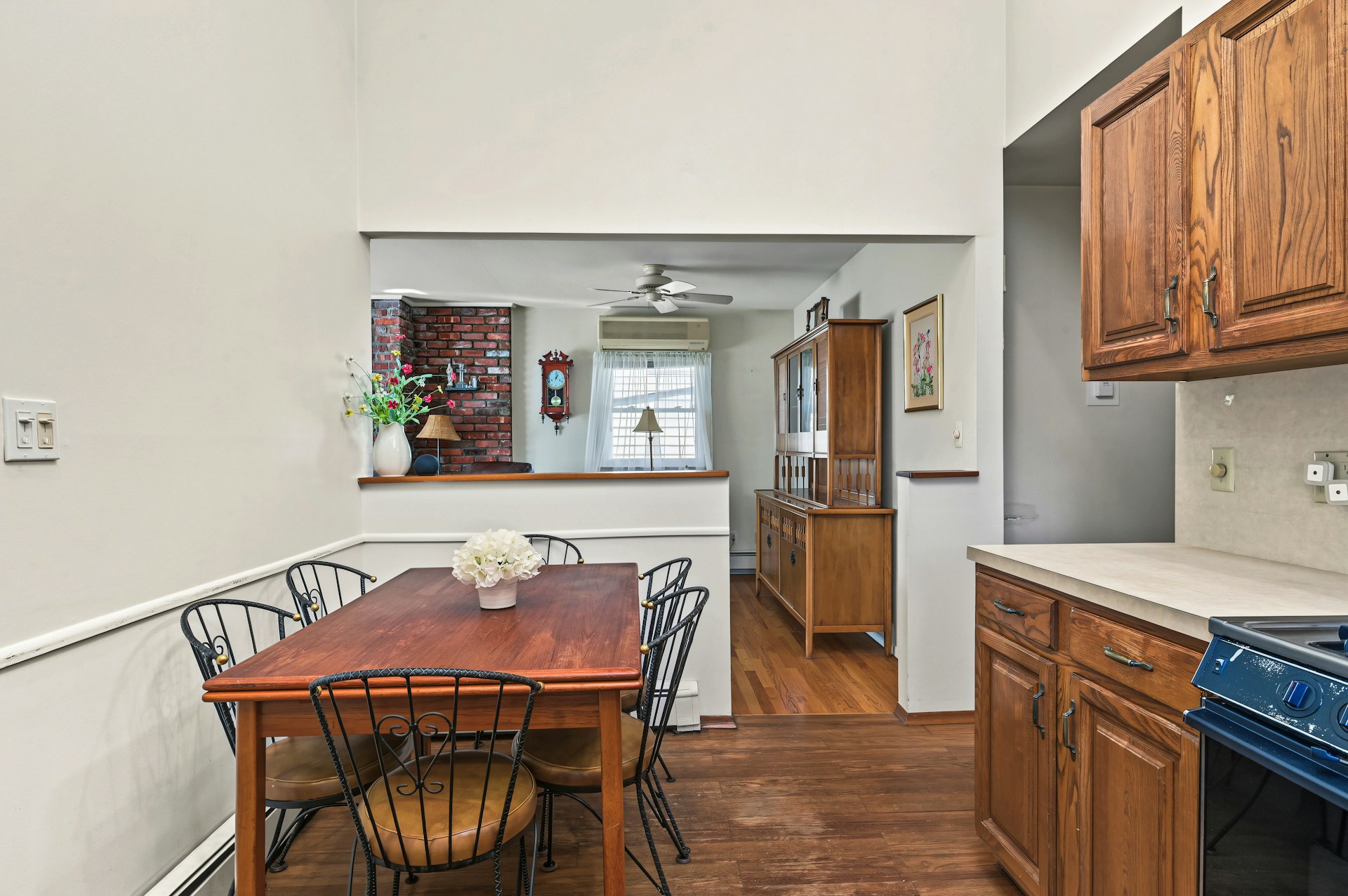  112 North Street, Locust Valley, NY 11560 - 物件實景