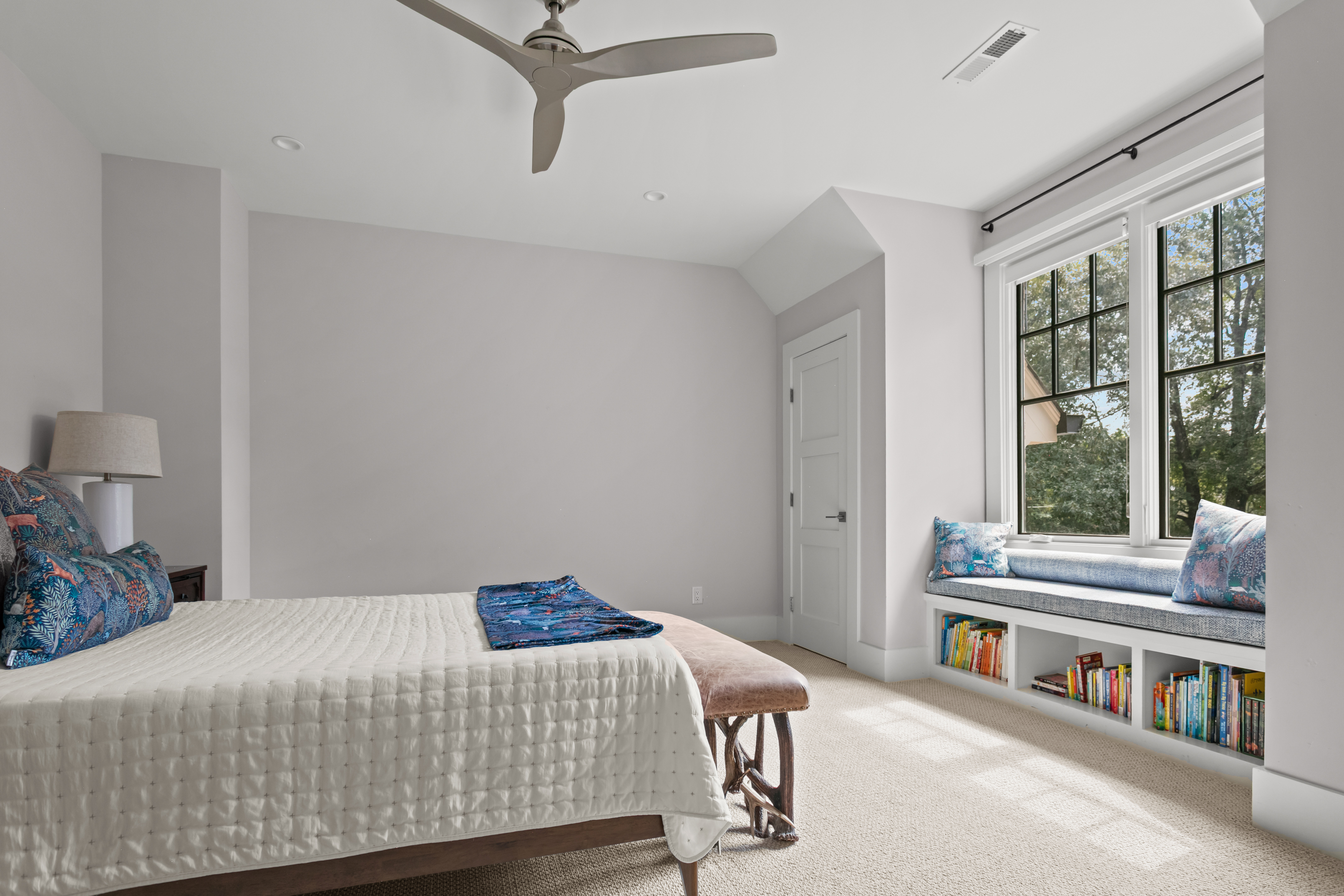  906 Lake Boone Trail, Raleigh, NC 27607 - 物件實景