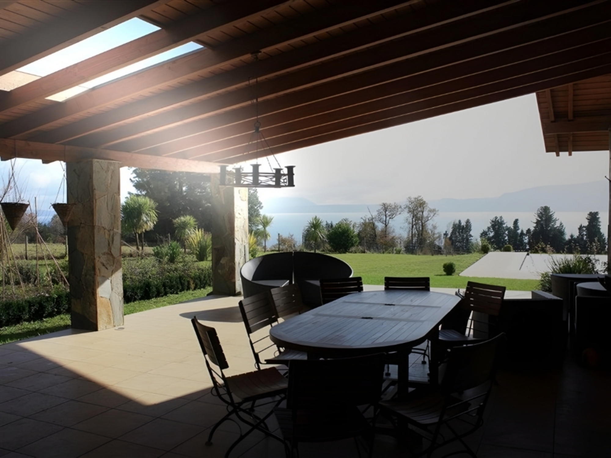  Villa Escorial – 8-Bedroom Lakefront Estate with Volcano Views, Pucón - 物件實景