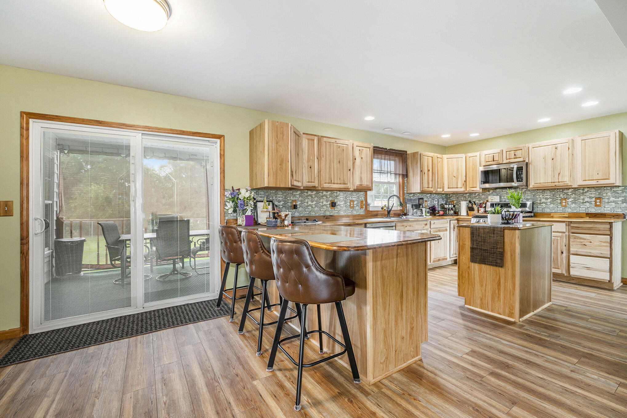 Chesterton, Indiana, 46304, United States, 5 Bedrooms Bedrooms, ,2 BathroomsBathrooms,Residential,For Sale,1973934