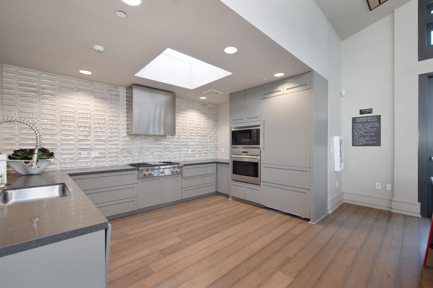 Sacramento, California, 95816, United States, 3 Bedrooms Bedrooms, ,3 BathroomsBathrooms,Residential,For Sale,1916793