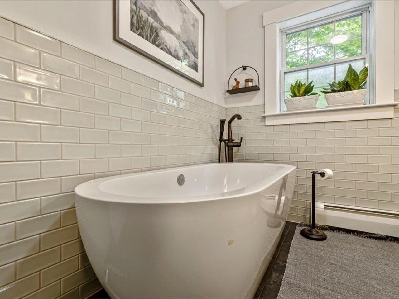 Fairfax, Vermont, 05454, United States, 3 Bedrooms Bedrooms, ,2 BathroomsBathrooms,Residential,For Sale,1846617