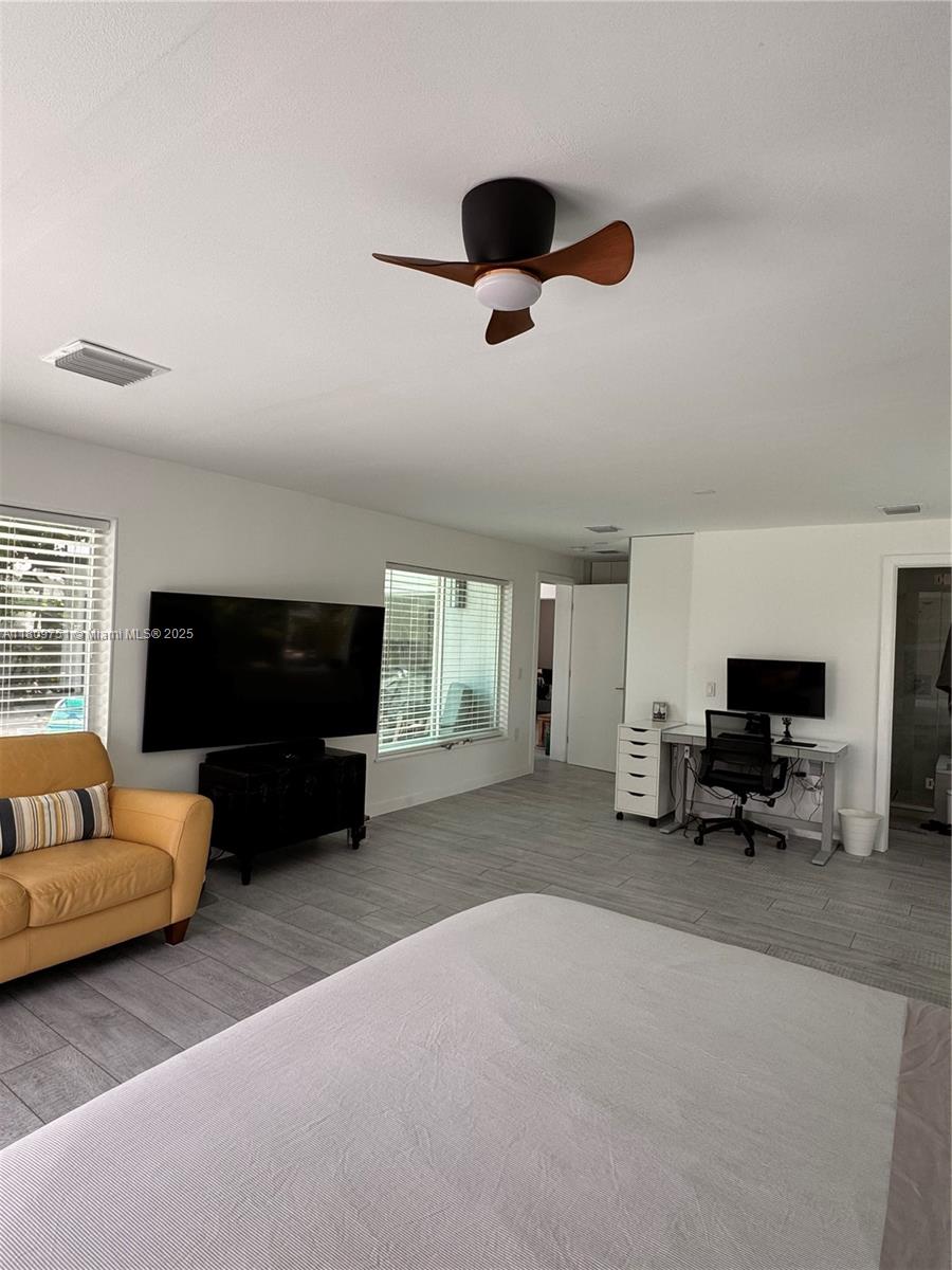 Pompano Beach, Florida, 33060, United States, 2 Bedrooms Bedrooms, ,2 BathroomsBathrooms,Residential,For Sale,1829168