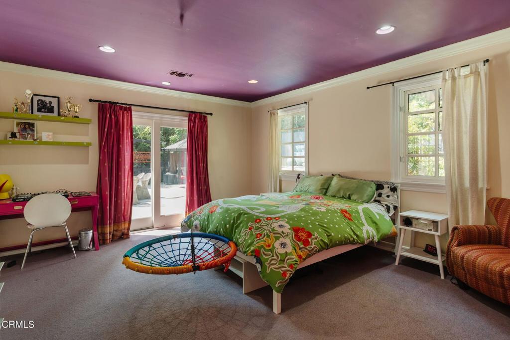 La Canada Flintridge, California, 91011, United States, 4 Bedrooms Bedrooms, ,3 BathroomsBathrooms,Residential,For Sale,1885342