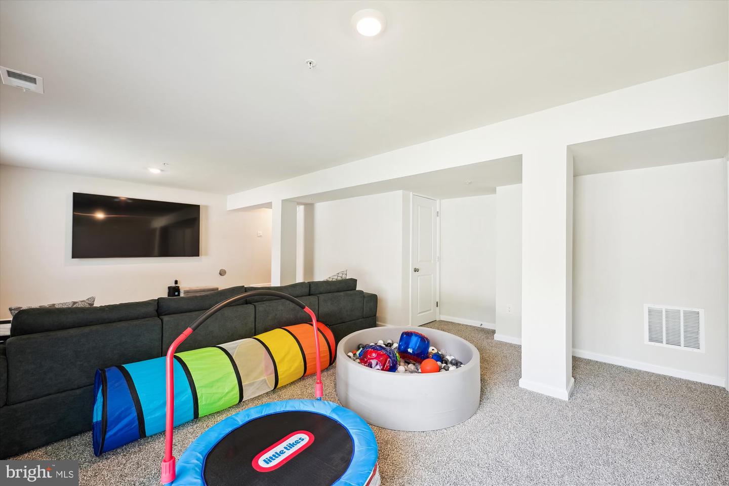 La Plata, Maryland, 20646, United States, 4 Bedrooms Bedrooms, ,3 BathroomsBathrooms,Residential,For Sale,1744148