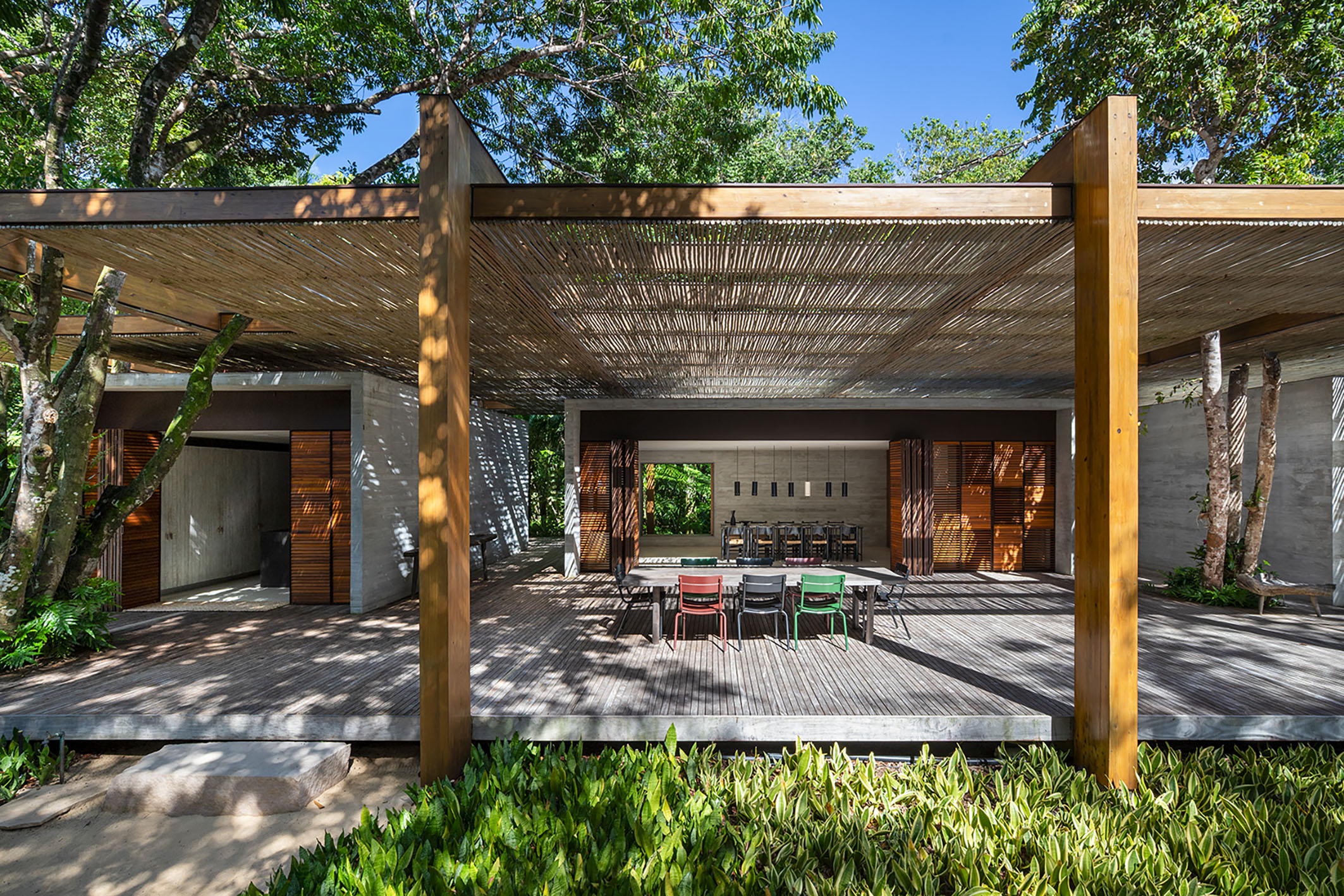  Seafront house by Marcio Kogan with seamless integration to the landscape - 物件實景