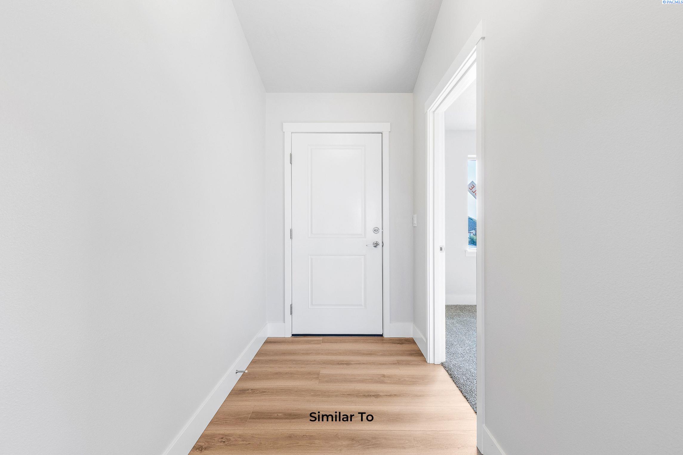 Kennewick, Washington, 99338, United States, 4 Bedrooms Bedrooms, ,1 BathroomBathrooms,Residential,For Sale,1959193