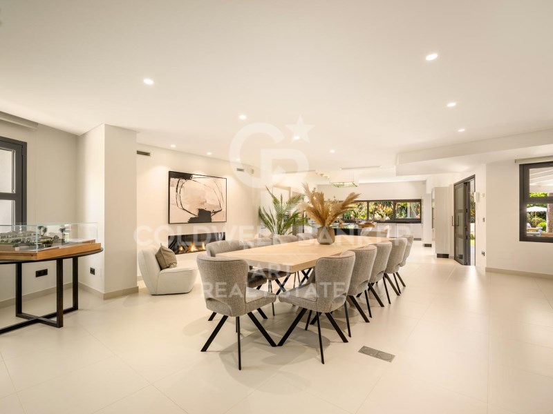 Marbella, Andalusia, ES, 5 Bedrooms Bedrooms, ,5 BathroomsBathrooms,Residential,For Sale,1767301