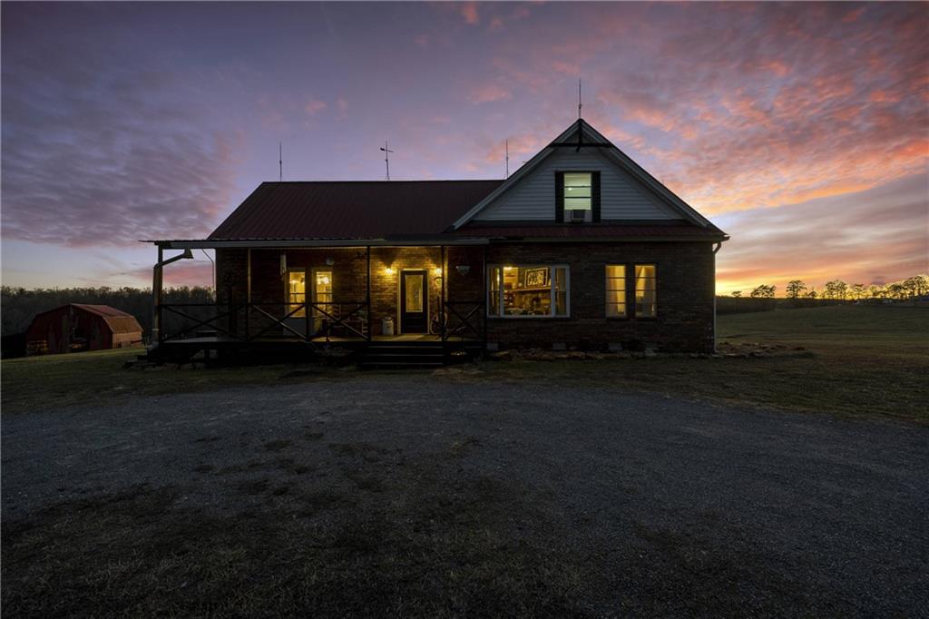 Jasper, Georgia, 30143, United States, 4 Bedrooms Bedrooms, ,2 BathroomsBathrooms,Residential,For Sale,1982973