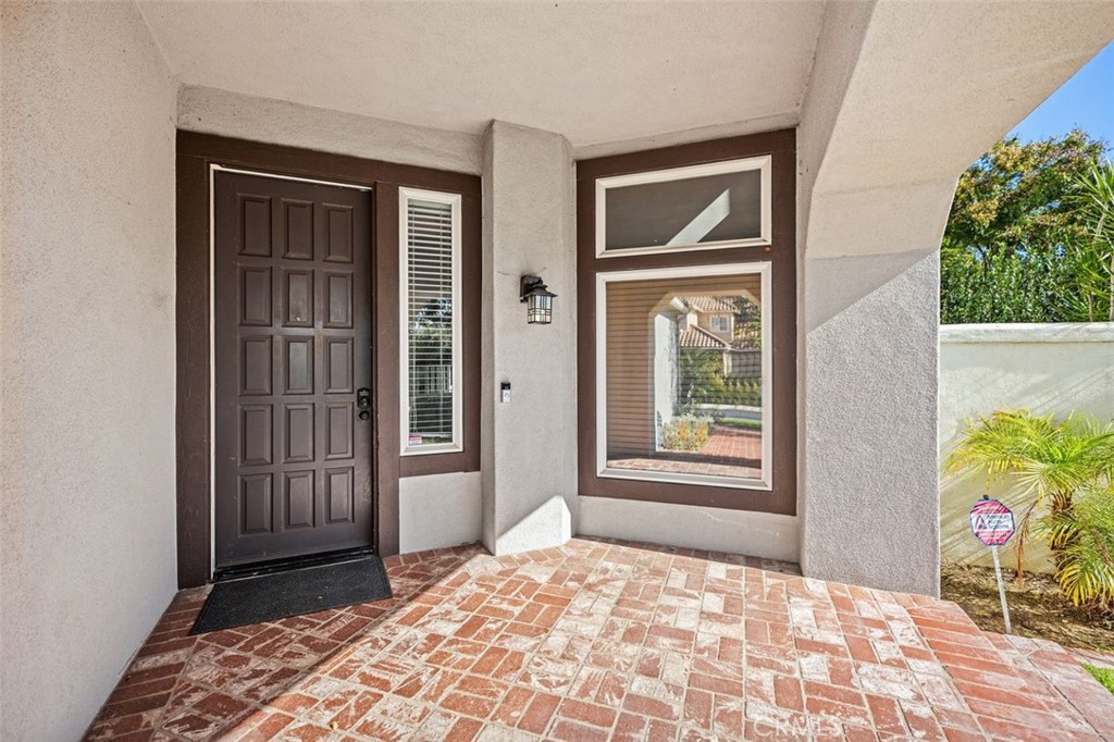 Rancho Santa Margarita, California, 92679, United States, 4 Bedrooms Bedrooms, ,3 BathroomsBathrooms,Residential,For Sale,1989734