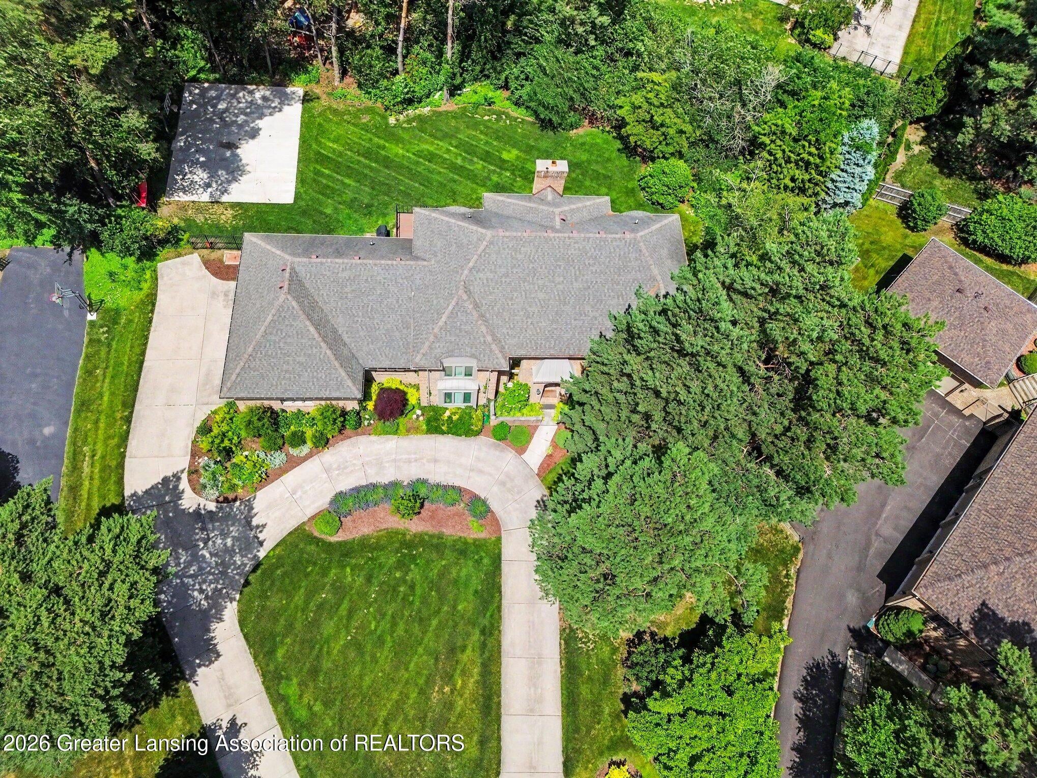 Overglen Ct, East Lansing, MI 48823 #1