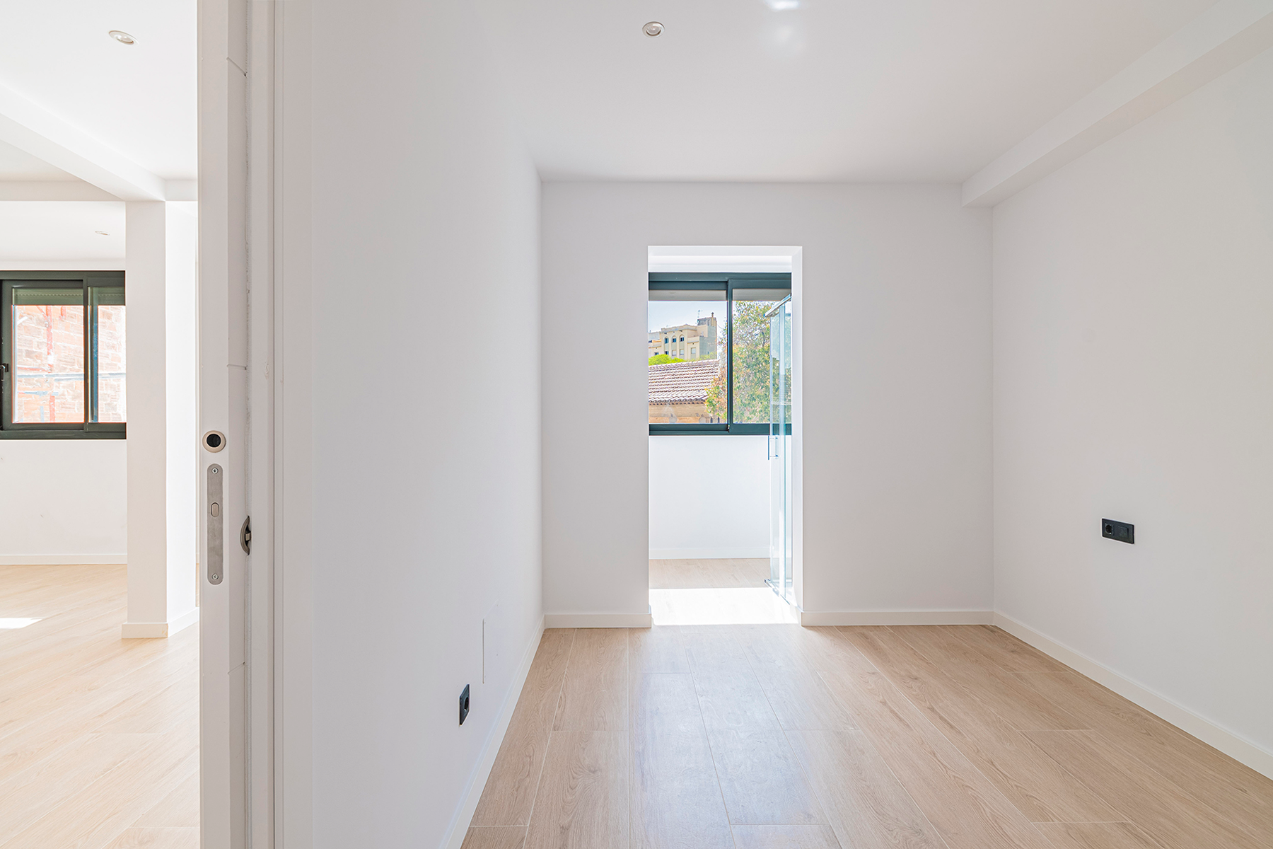  Fantastic flat with terrace in refurbished building with elevator - 物件實景