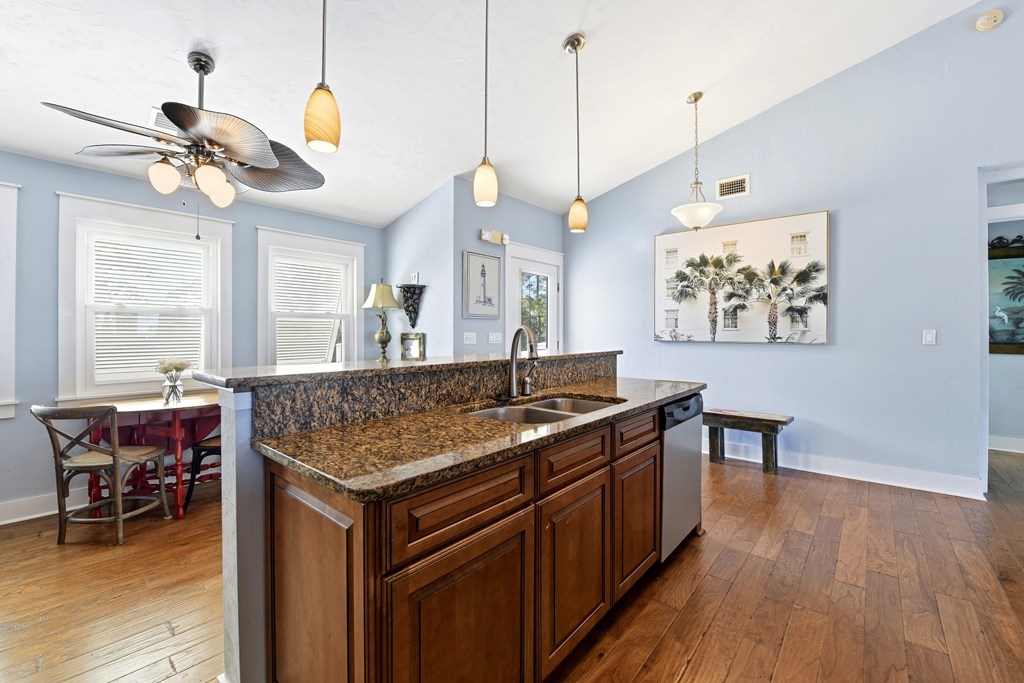 St. George Island, Florida, 32328, United States, 4 Bedrooms Bedrooms, ,2 BathroomsBathrooms,Residential,For Sale,2005204