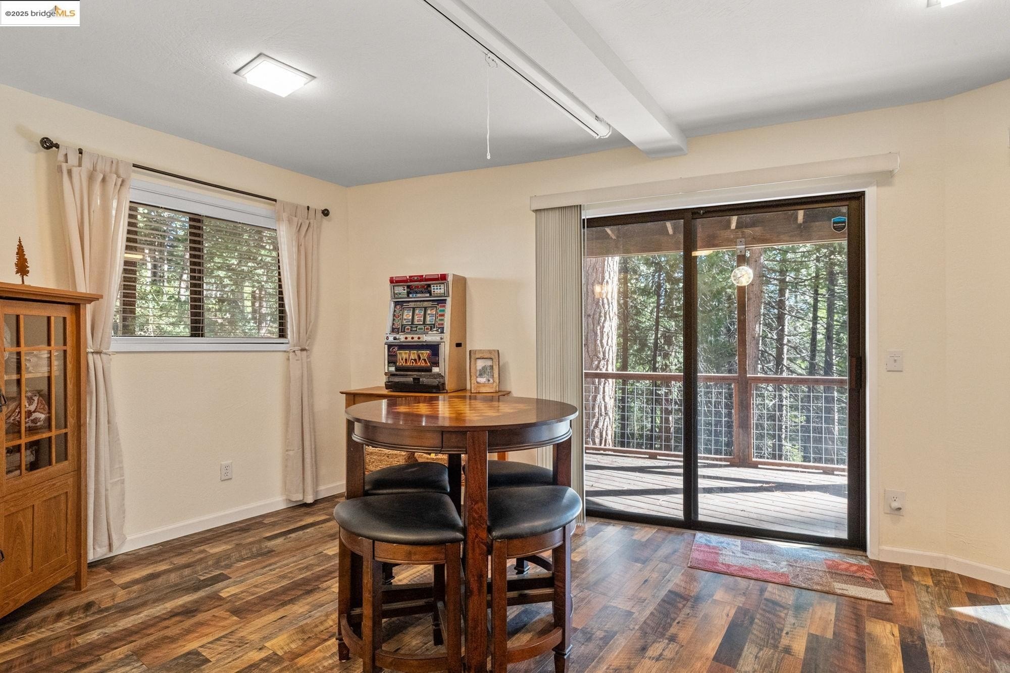 Long Barn, California, 95335, United States, 3 Bedrooms Bedrooms, ,2 BathroomsBathrooms,Residential,For Sale,1989923