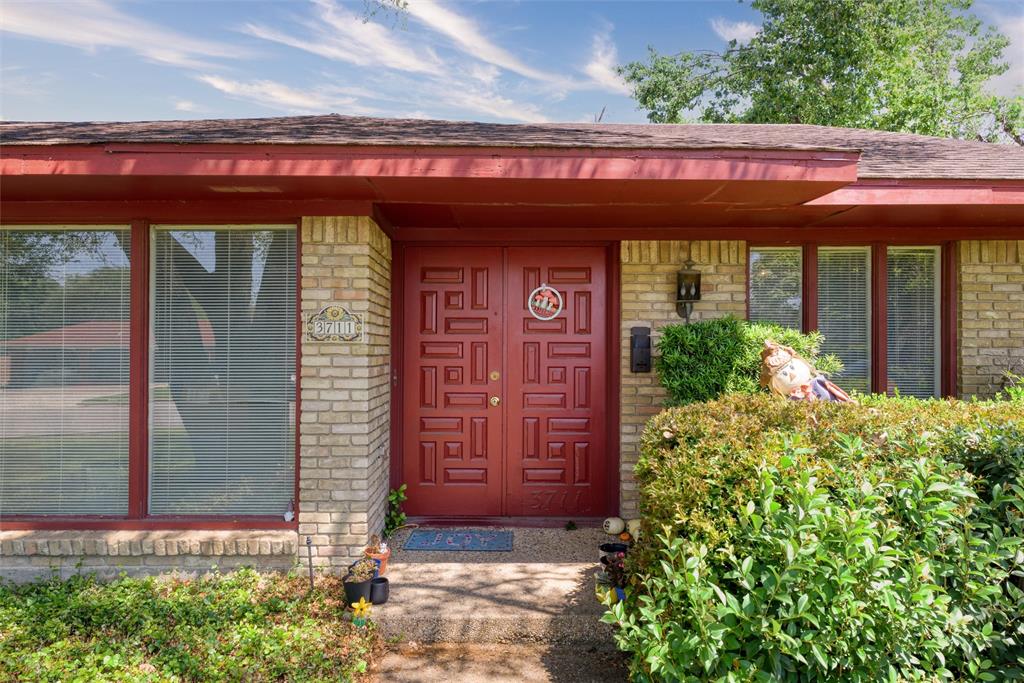 Dallas, Texas, 75229, United States, 6 Bedrooms Bedrooms, ,6 BathroomsBathrooms,Residential,For Sale,1940404