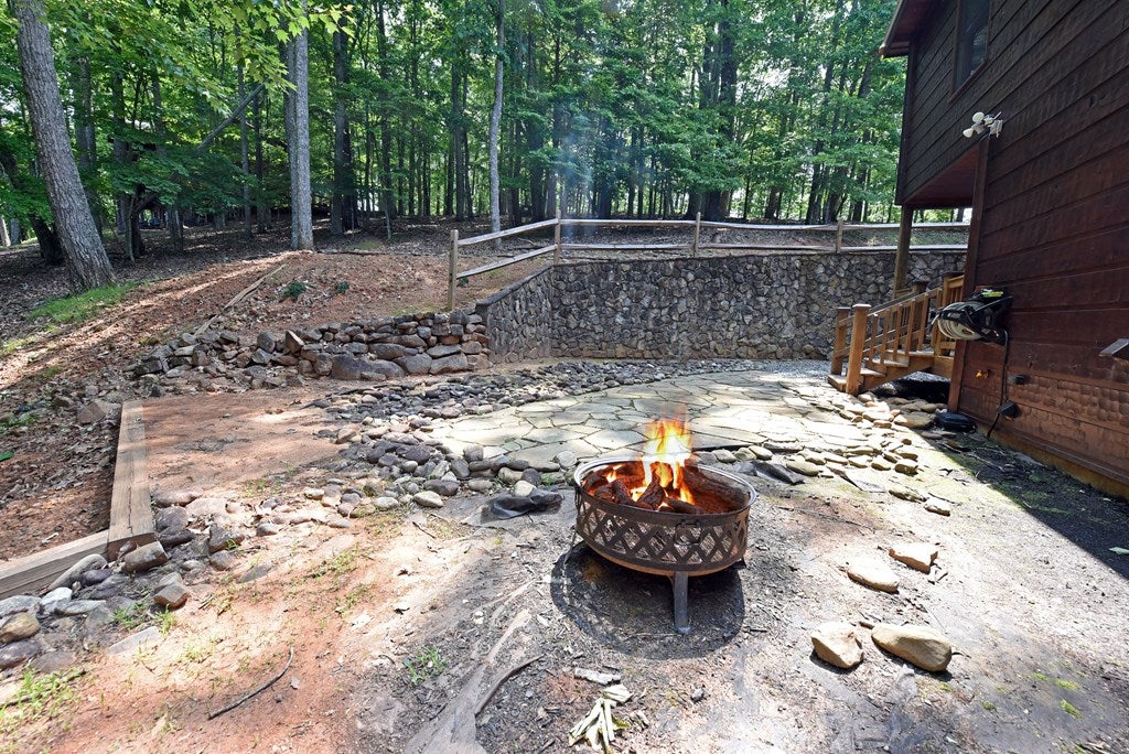 Morganton, Georgia, 30560, United States, 3 Bedrooms Bedrooms, ,3 BathroomsBathrooms,Residential,For Sale,2001916