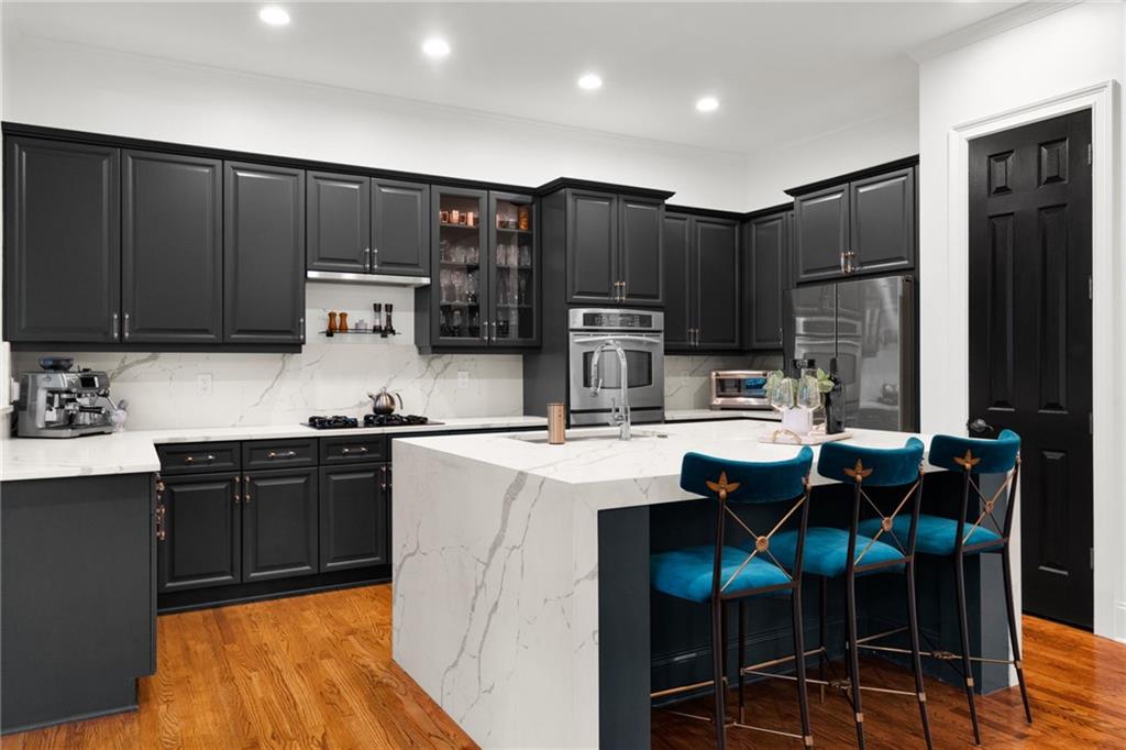 Atlanta, Georgia, 30328, United States, 3 Bedrooms Bedrooms, ,4 BathroomsBathrooms,Residential,For Sale,1994391