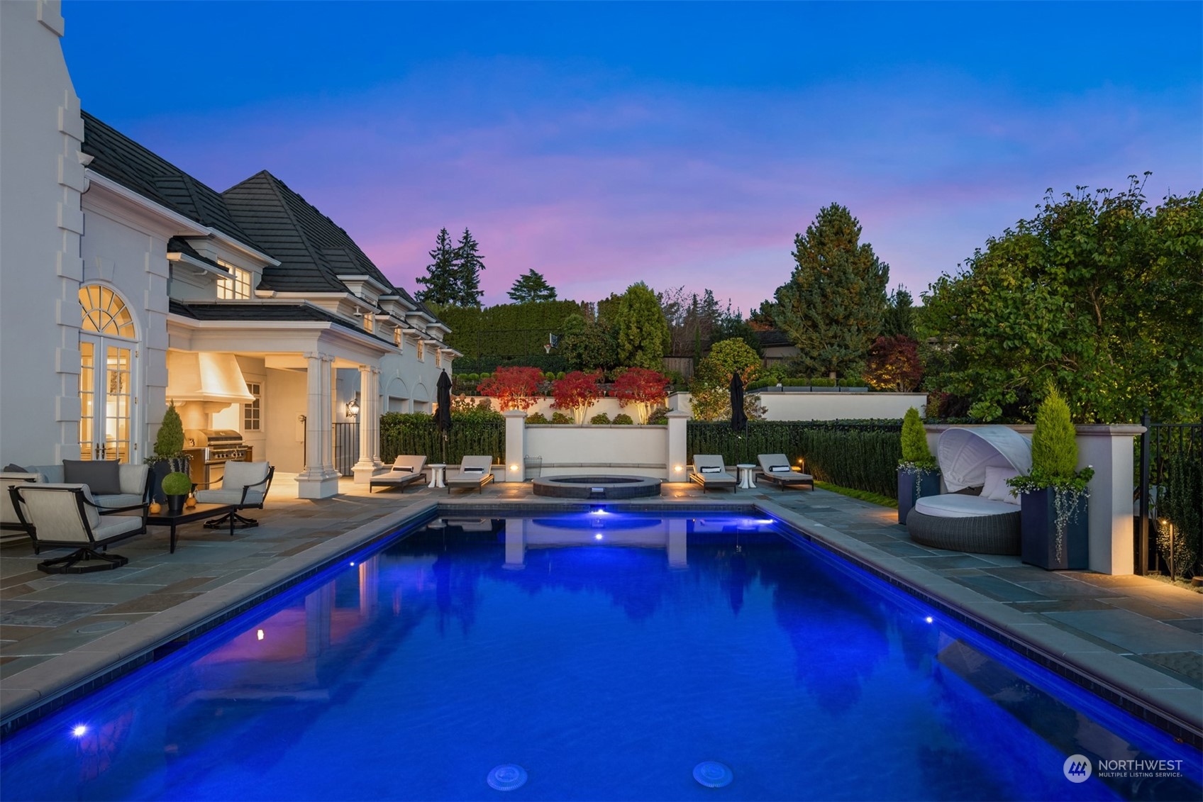 Clyde Hill, Washington, 98004, United States, 5 Bedrooms Bedrooms, ,4 BathroomsBathrooms,Residential,For Sale,1684635