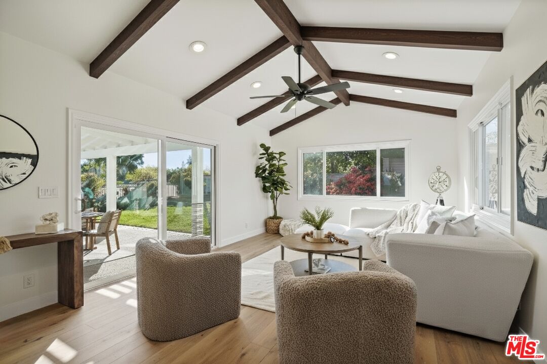 Porter Ranch, California, 91326, United States, 3 Bedrooms Bedrooms, ,2 BathroomsBathrooms,Residential,For Sale,1989253