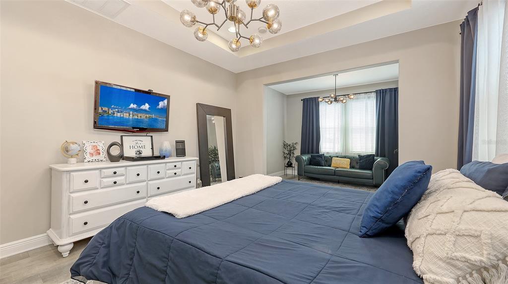 Sarasota, Florida, 34243, United States, 5 Bedrooms Bedrooms, ,4 BathroomsBathrooms,Residential,For Sale,1927282