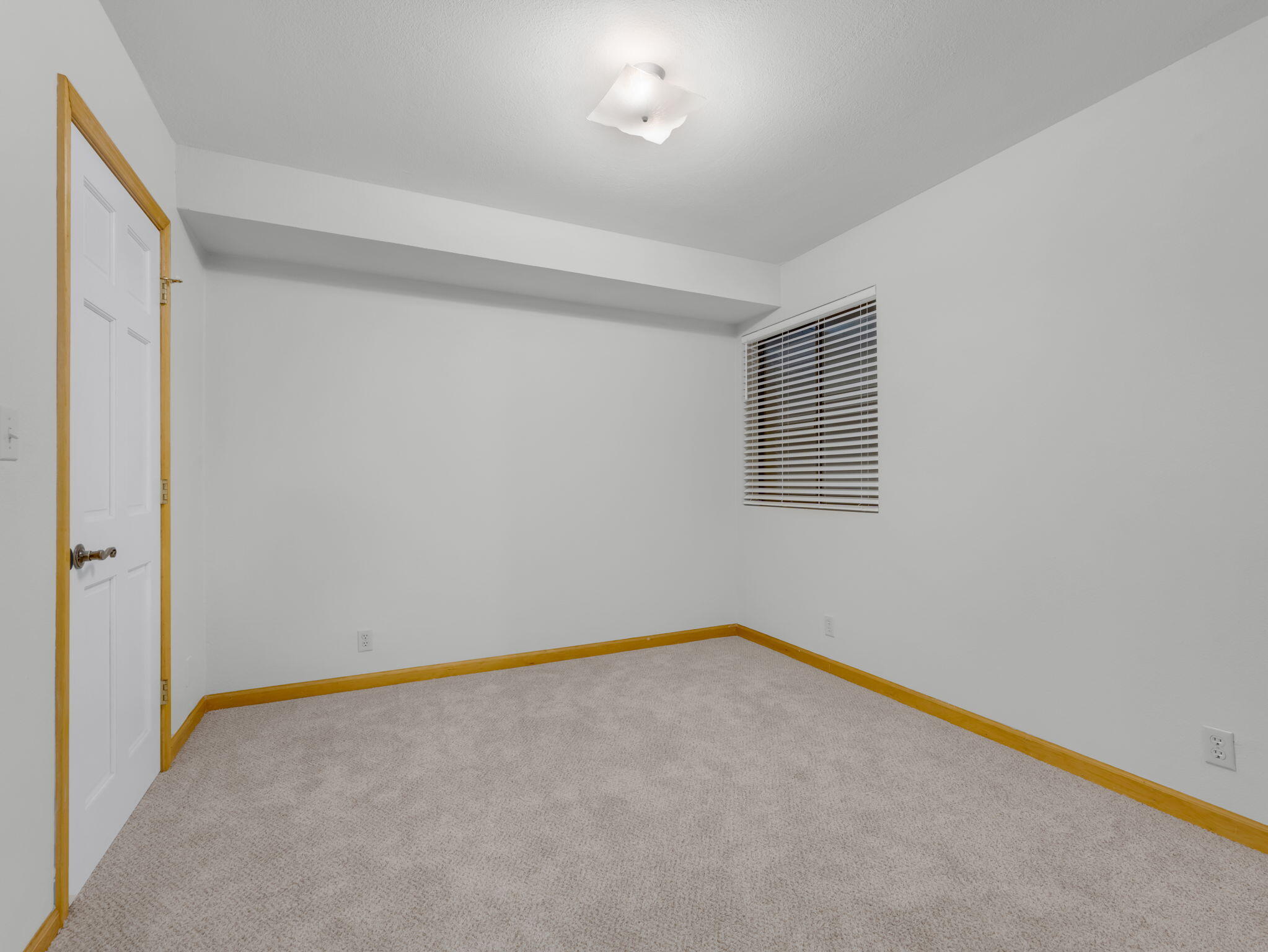 Pine, Arizona, 85544, United States, 3 Bedrooms Bedrooms, ,2 BathroomsBathrooms,Residential,For Sale,1828056