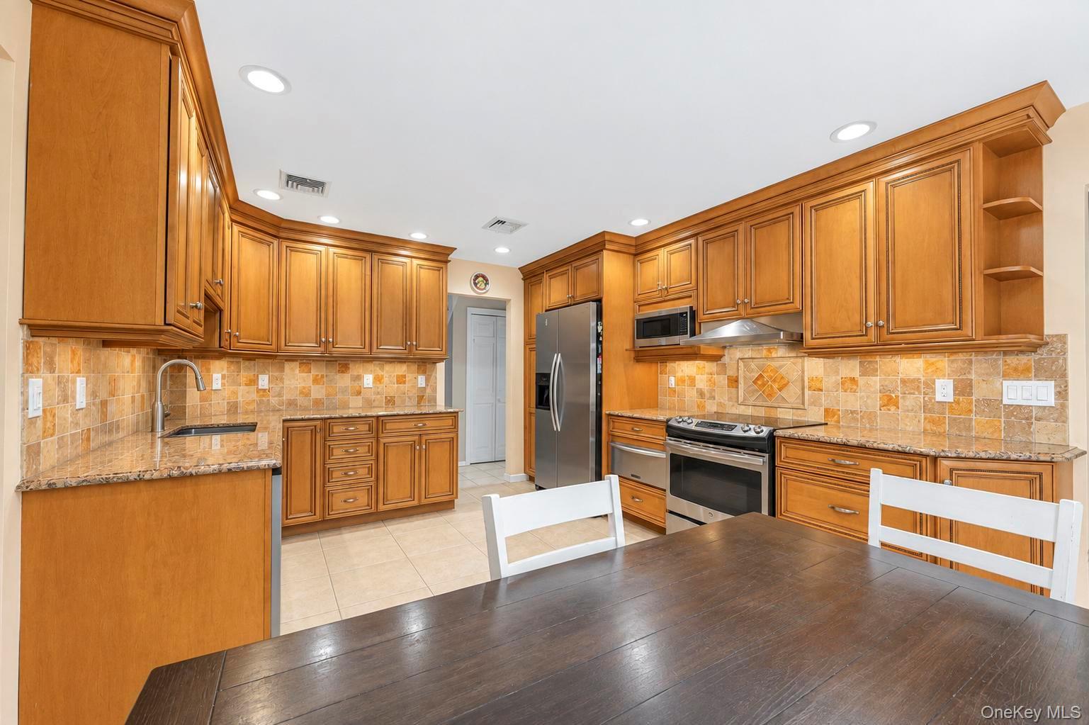 Hunting Hill Rd, Woodbury, NY 11797 #1