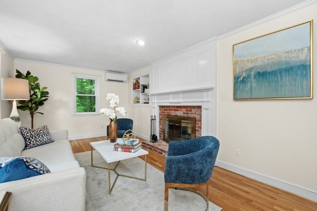 Rowley, Massachusetts, 01969, United States, 4 Bedrooms Bedrooms, ,3 BathroomsBathrooms,Residential,For Sale,1867579