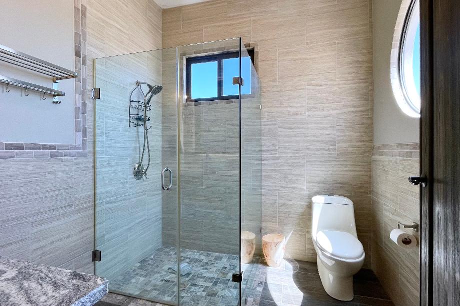 Guaymas, Sonora, 85506, Mexico, 4 Bedrooms Bedrooms, ,3 BathroomsBathrooms,Residential,For Sale,1916977