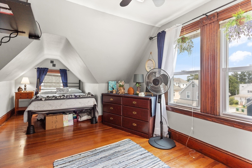 Medford, Massachusetts, 02155, United States, 4 Bedrooms Bedrooms, ,3 BathroomsBathrooms,Residential,For Sale,1900018