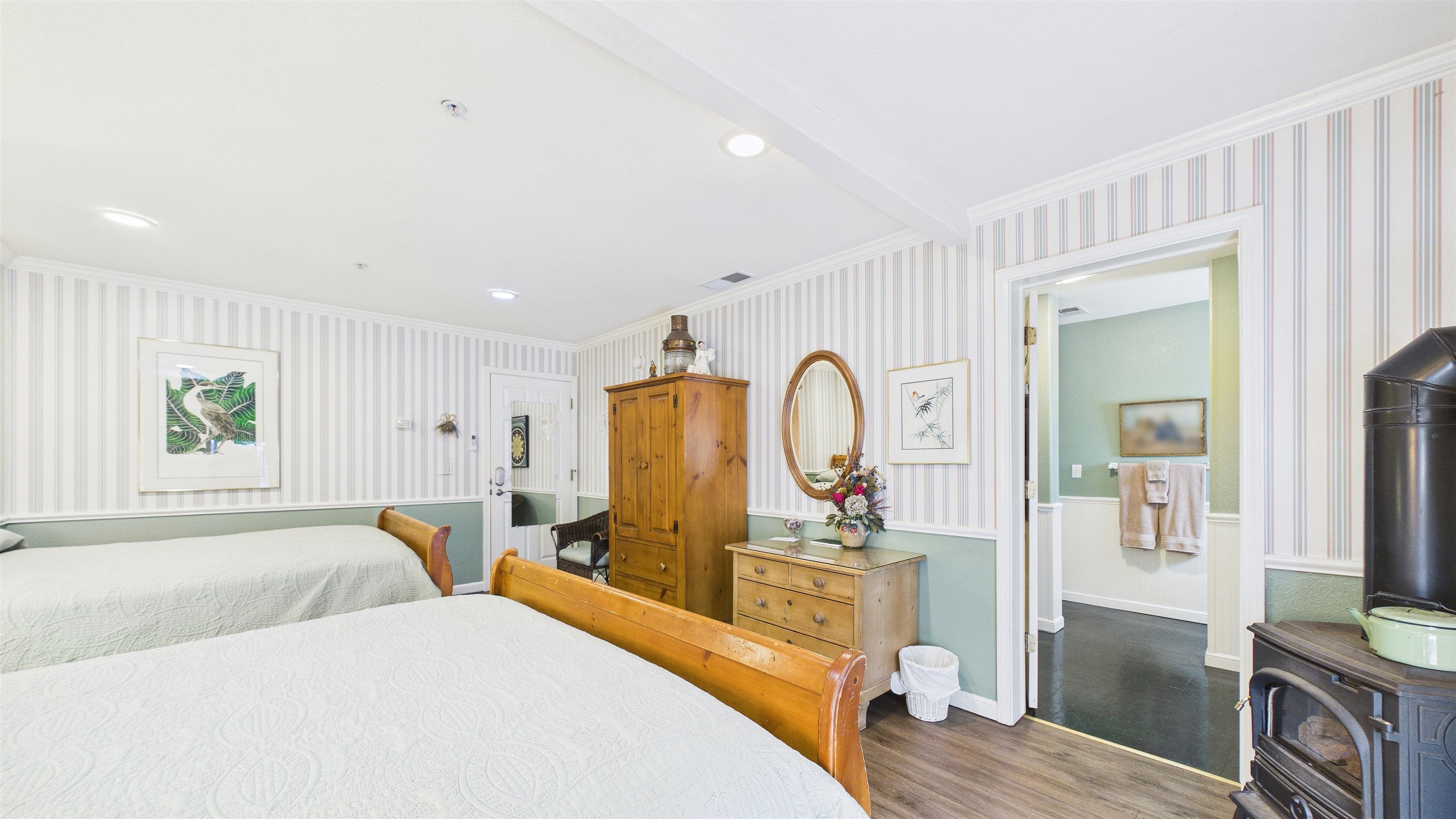 Twain Harte, California, 95383, United States, 9 Bedrooms Bedrooms, ,10 BathroomsBathrooms,Residential,For Sale,2017771