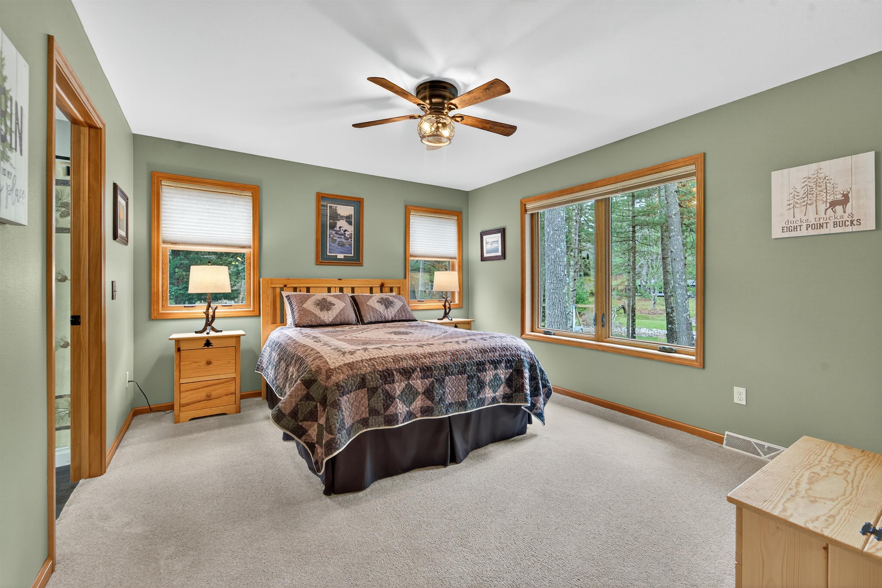 KESHENA, Wisconsin, 54135, United States, 3 Bedrooms Bedrooms, ,3 BathroomsBathrooms,Residential,For Sale,1987764