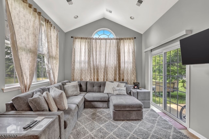 Winslow Twp., New Jersey, 08009, United States, 4 Bedrooms Bedrooms, ,4 BathroomsBathrooms,Residential,For Sale,1840555