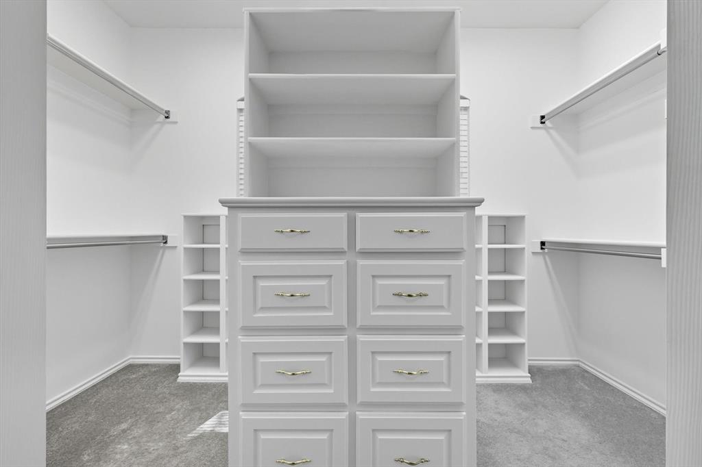 Duncanville, Texas, 75116, United States, 4 Bedrooms Bedrooms, ,4 BathroomsBathrooms,Residential,For Sale,1977910