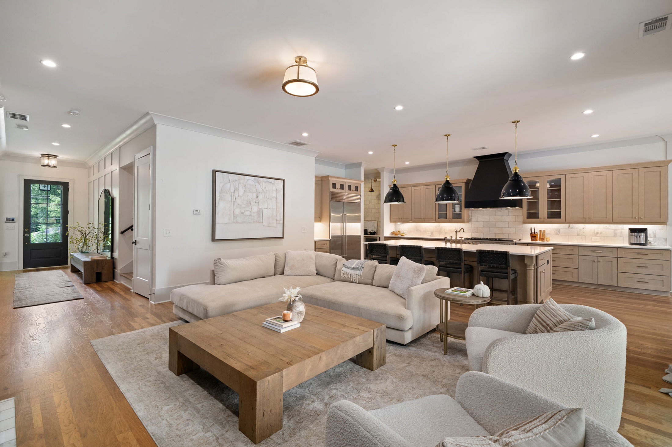  New-Construction Luxury Estate with Resort-Style Pool and Two Primary Suites - 物件實景