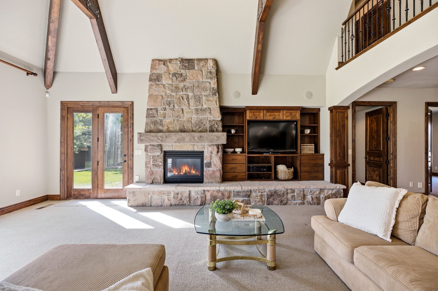  French Country Estate, Tucked Within an Exclusive Luxury Gated Community - 物件實景