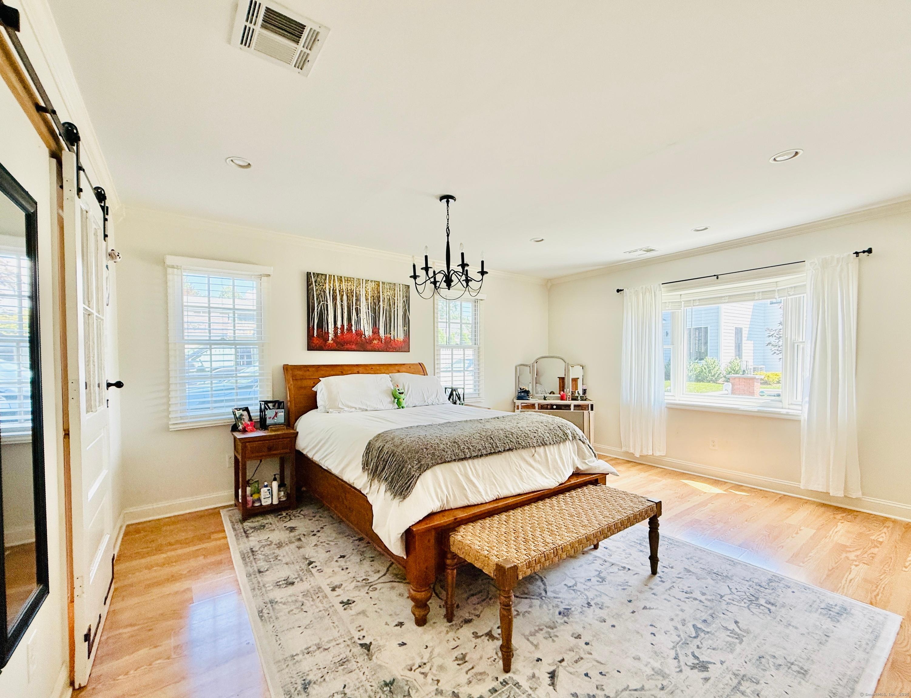 Darien, Connecticut, 06820, United States, 4 Bedrooms Bedrooms, ,3 BathroomsBathrooms,Residential,For Sale,1937000