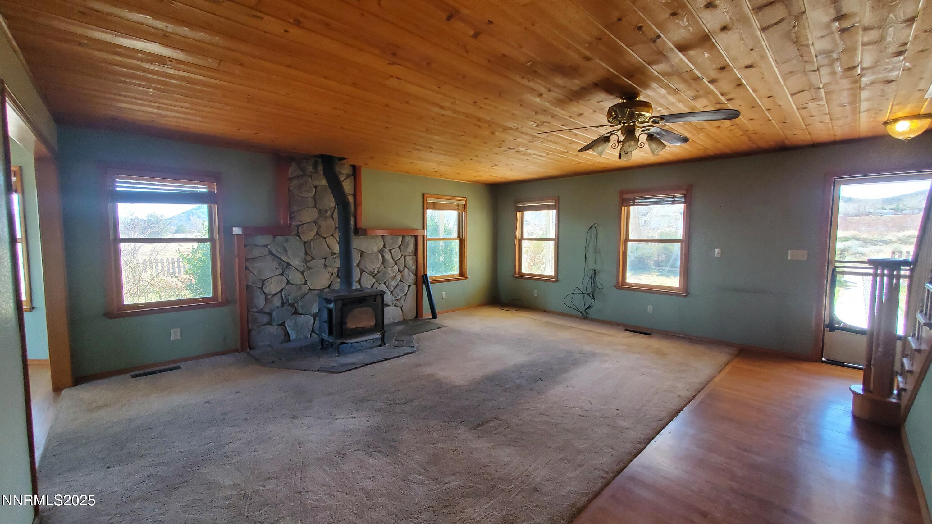 Wellington, Nevada, 89444, United States, 5 Bedrooms Bedrooms, ,3 BathroomsBathrooms,Residential,For Sale,1951410