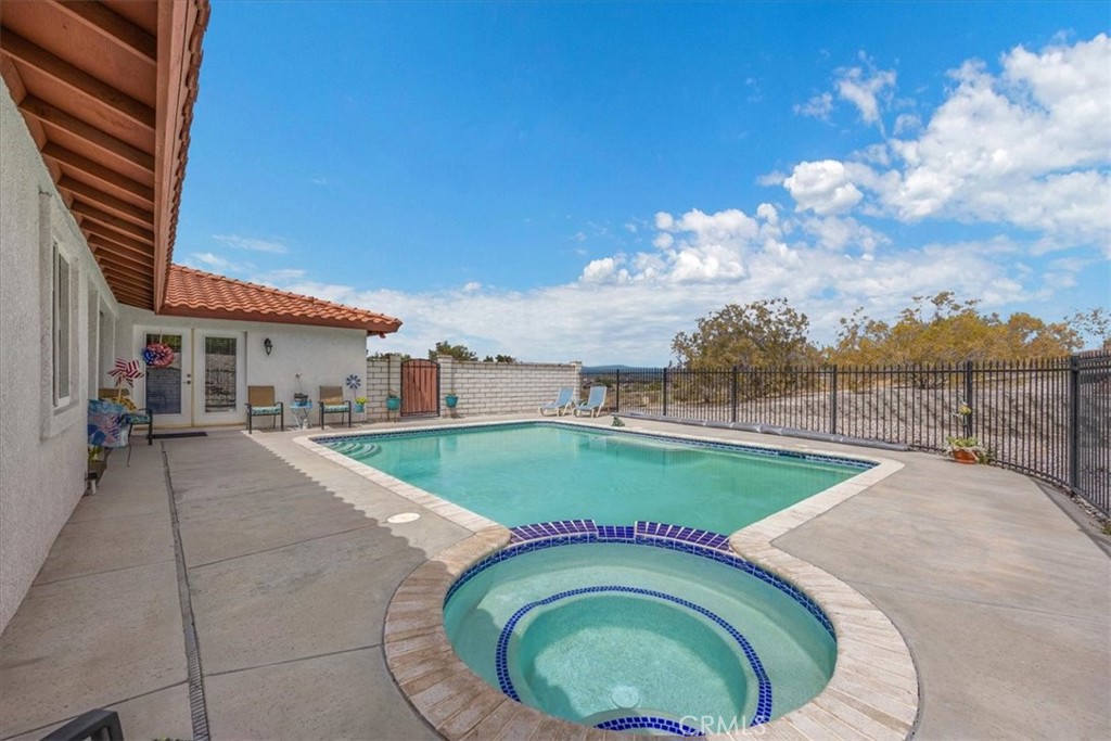 Hesperia, California, 92345, United States, 6 Bedrooms Bedrooms, ,4 BathroomsBathrooms,Residential,For Sale,1942920