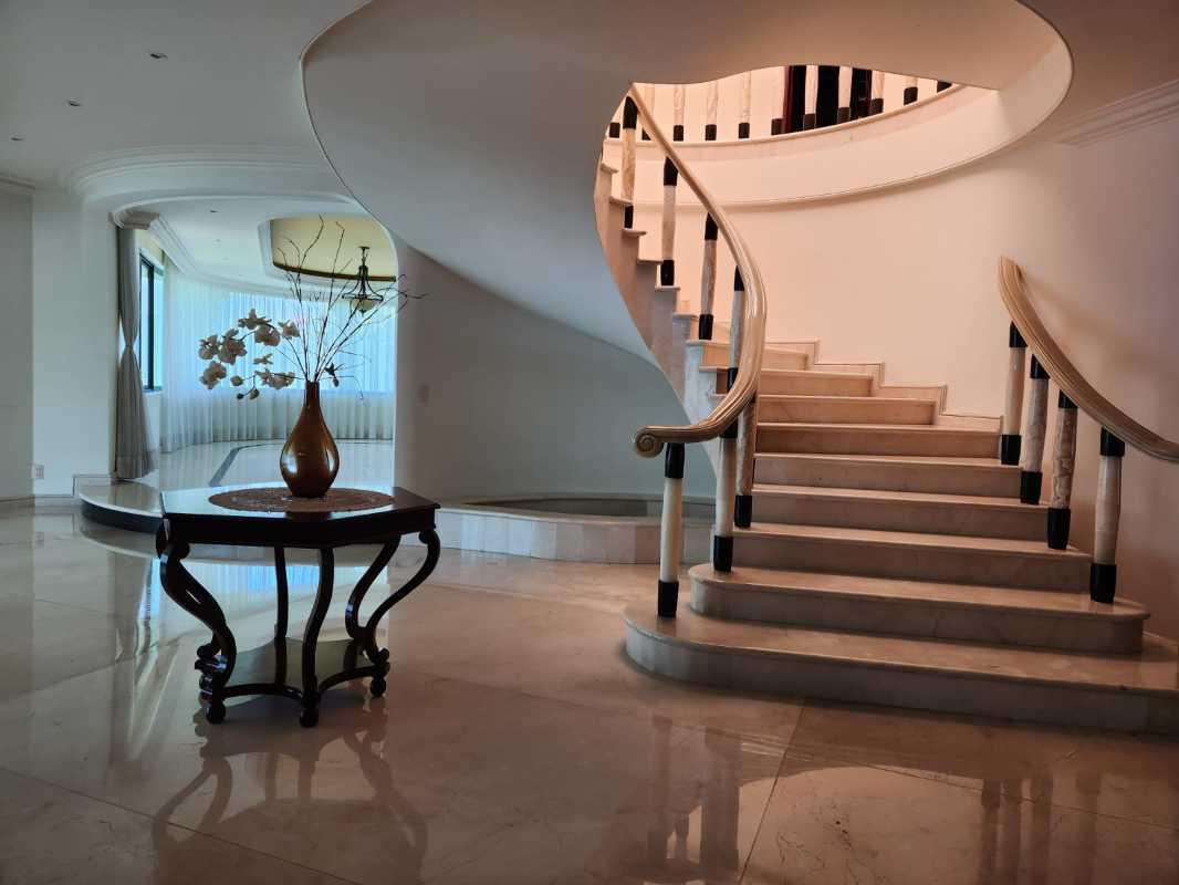 Monta?a, Atizapán de Zaragoza, Estado de México, 52936, Mexico, 4 Bedrooms Bedrooms, ,4 BathroomsBathrooms,Residential,For Sale,Monta?a,1623075