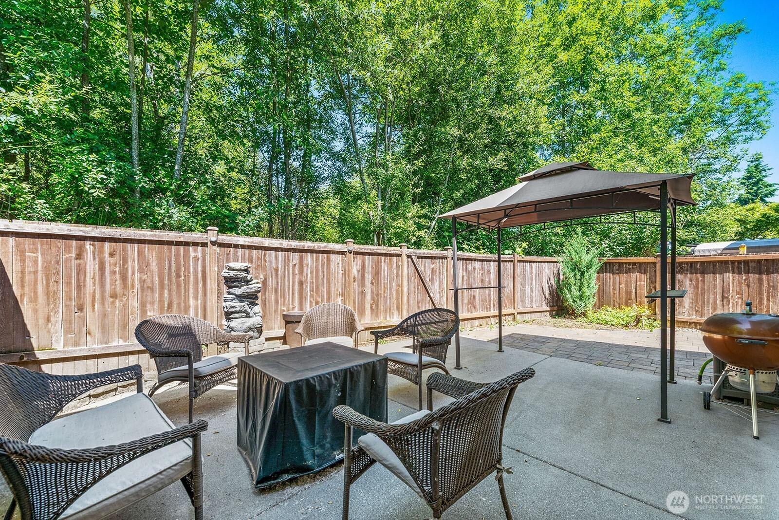 EVERETT, Washington, 98208, United States, 3 Bedrooms Bedrooms, ,3 BathroomsBathrooms,Residential,For Sale,1857205