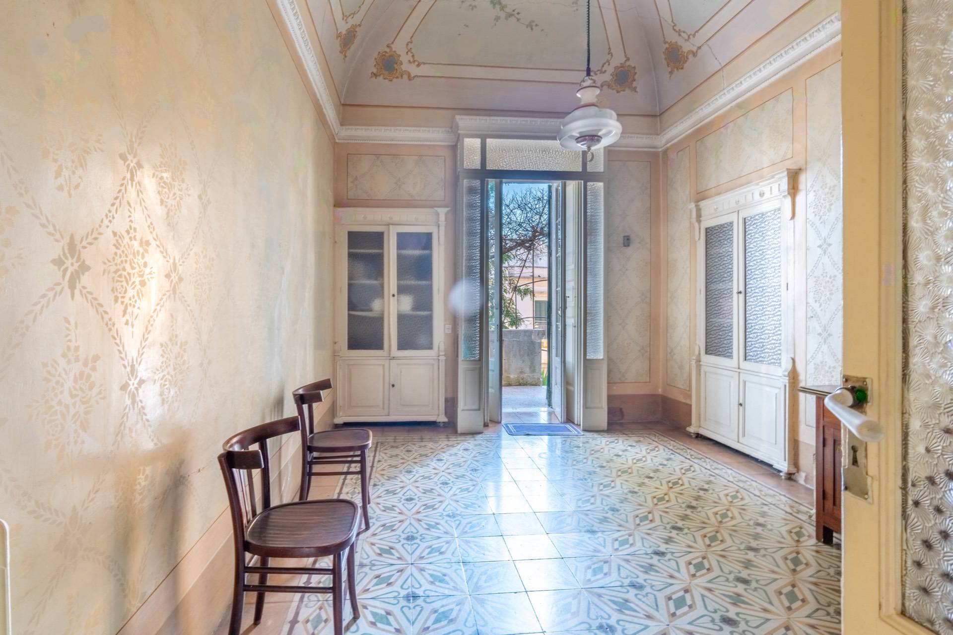 Piazza XX Settembre, Martina Franca, Taranto, 74015, IT, 8 Bedrooms Bedrooms, ,4 BathroomsBathrooms,Residential,For Sale,Piazza XX Settembre,1657102