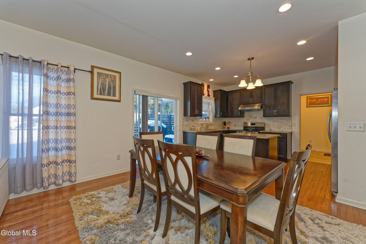 Rensselaer, New York, 12144, United States, 3 Bedrooms Bedrooms, ,3 BathroomsBathrooms,Residential,For Sale,1995950